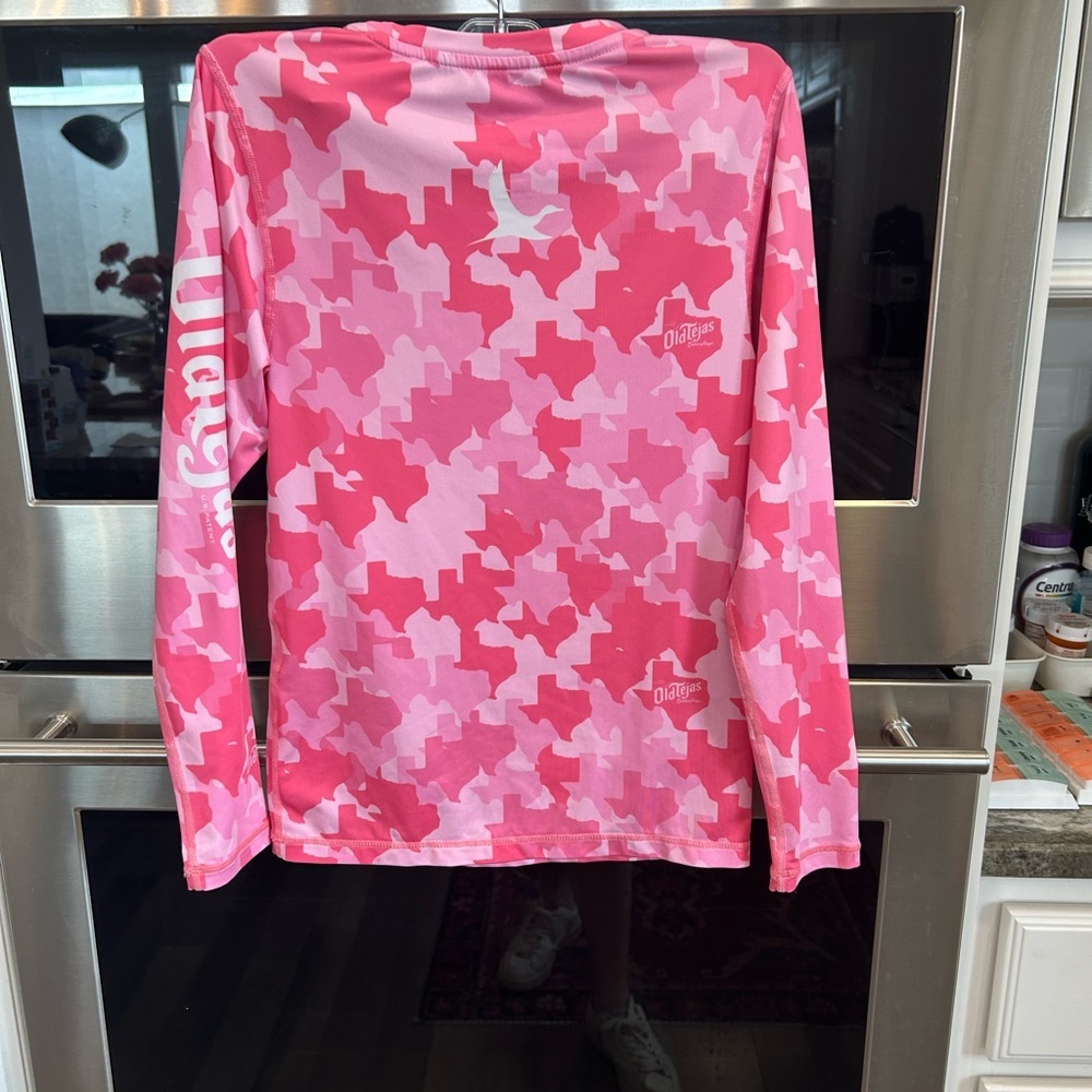 Old Tejas prairie pink Camo shirt in youth small GUC - Picture 4 of 5